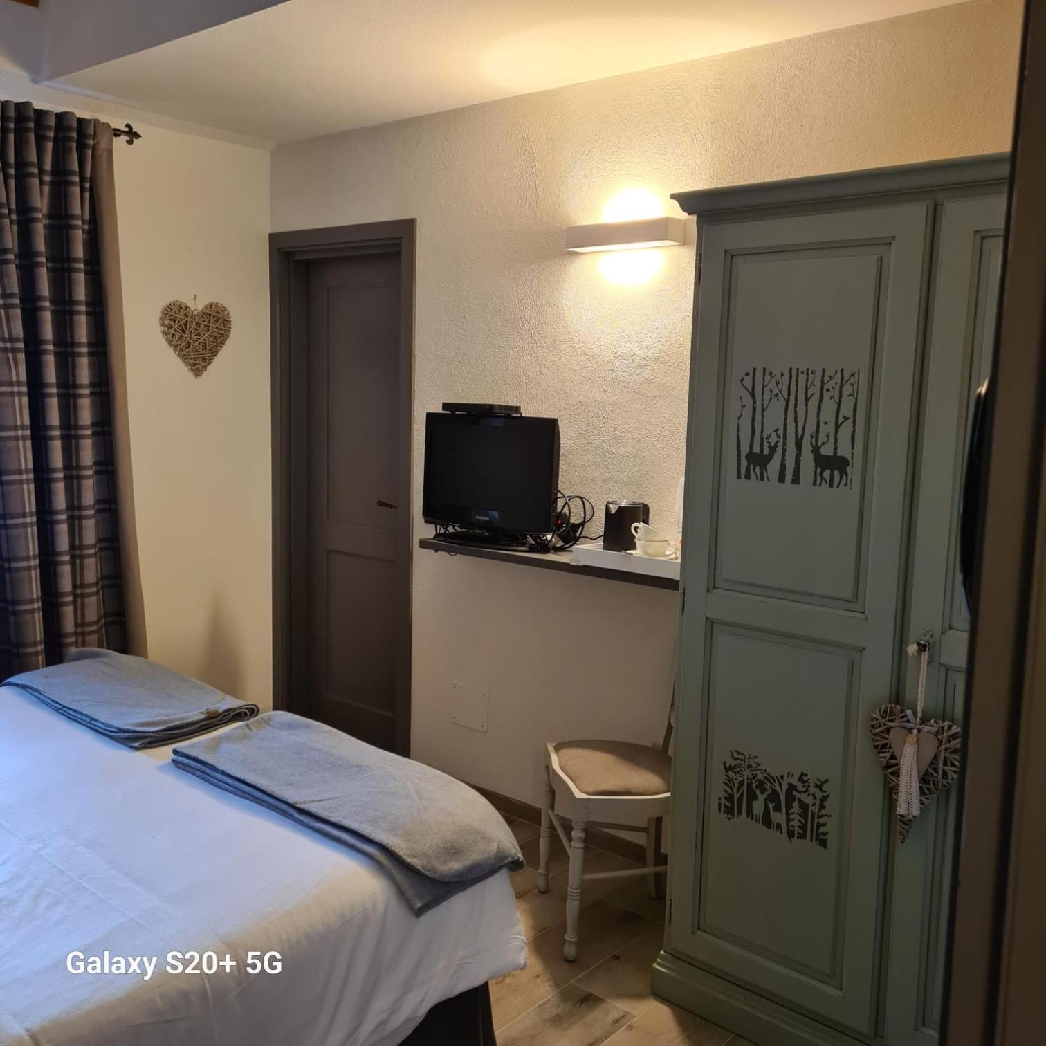 Hotel Dente Del Gigante 쿠르마예 외부 사진