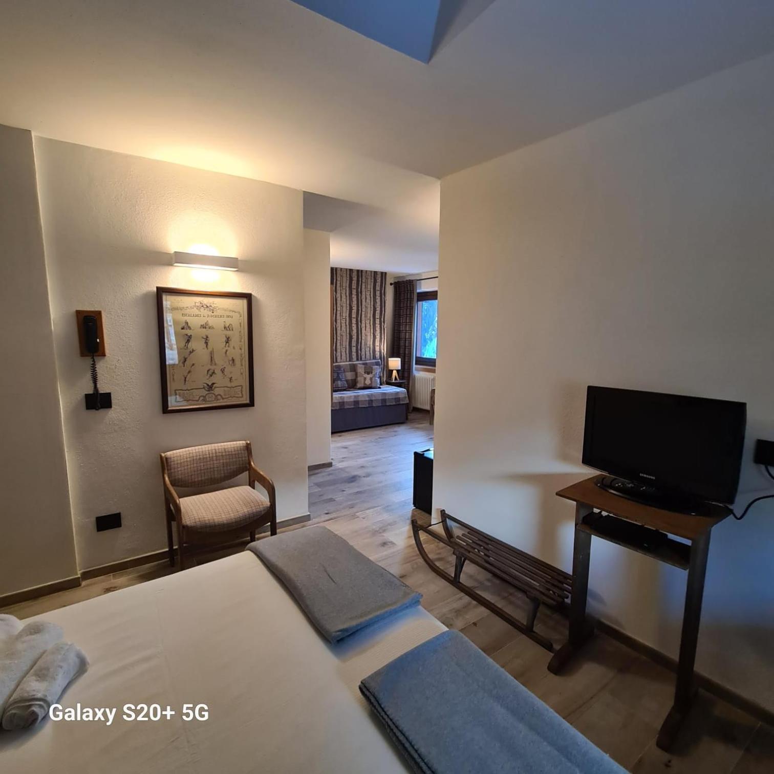 Hotel Dente Del Gigante 쿠르마예 외부 사진